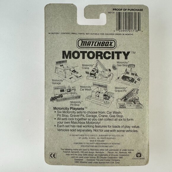 Matchbox Die-Cast Metal Extending Ladder Fire Engine - Picture 3 of 3